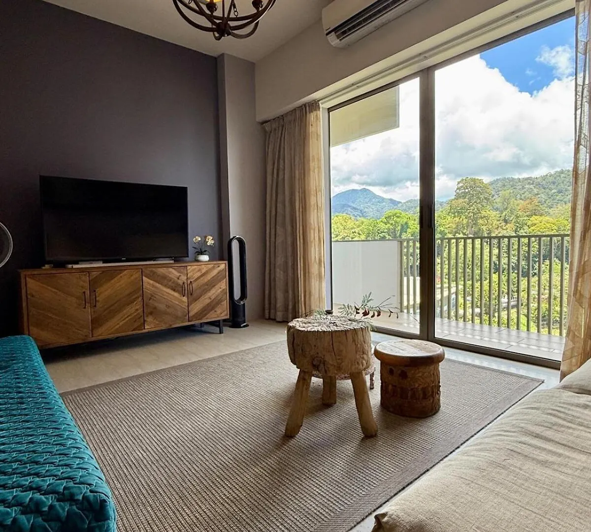 Apartment By The Sea Batu Ferringhi, Penang Beach